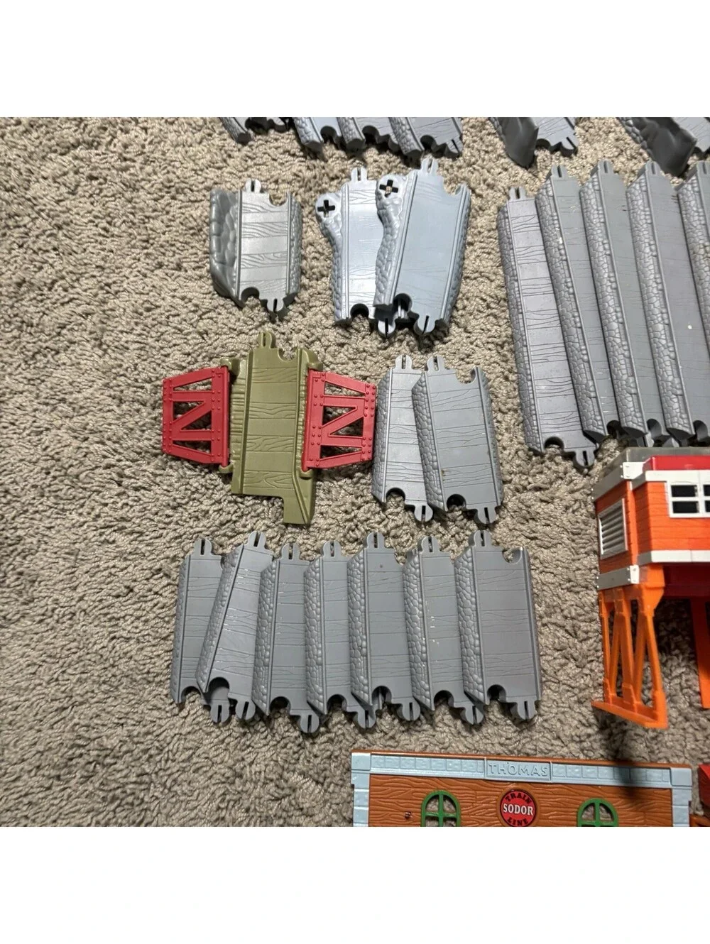 Thomas TrackMaster Gray Track Lot Sodor Engine Works Wash Buildings Bridges